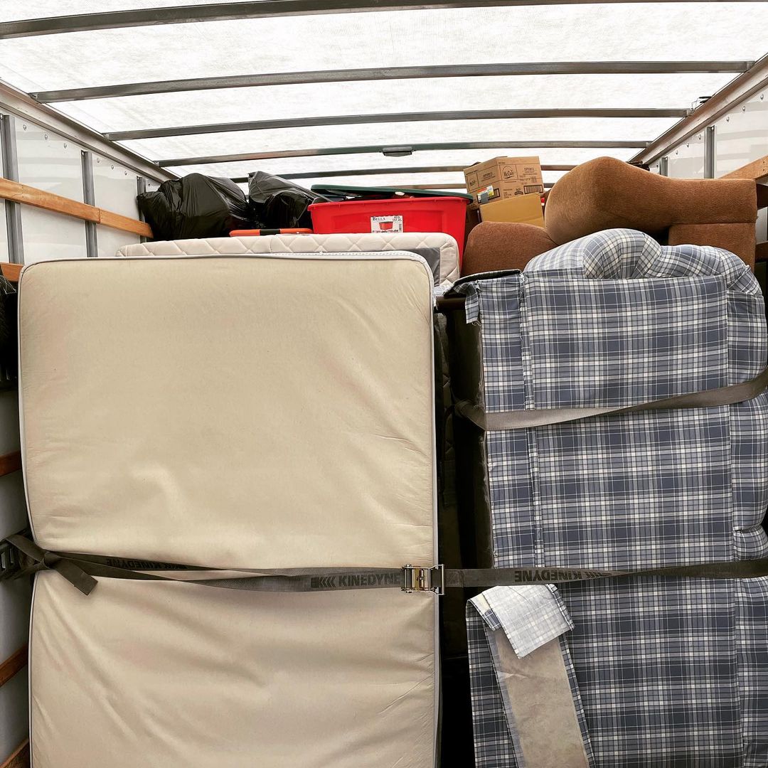 Hassle-free Furniture Delivery in Windham, OH