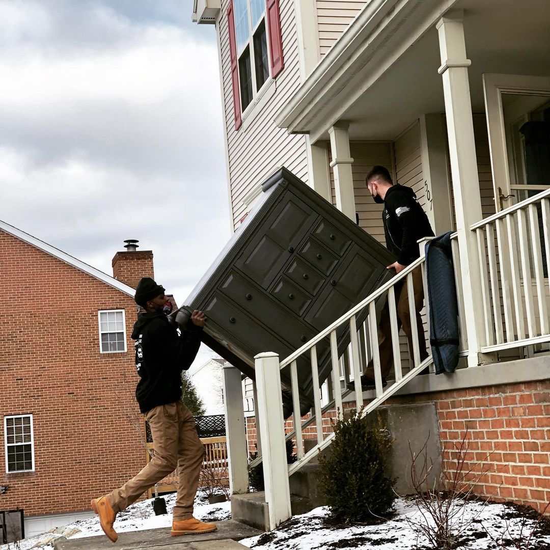 Prompt Furniture Delivery in Geauga County, OH